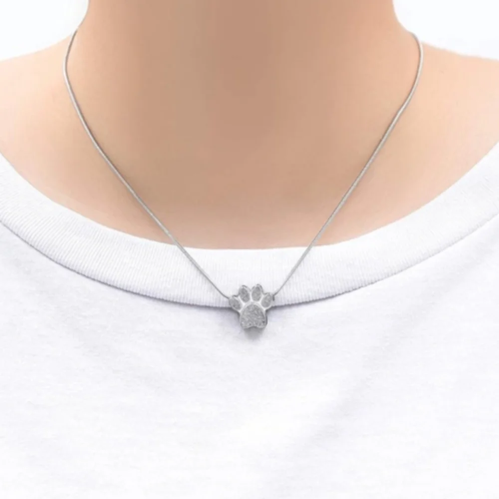 Silver Paw Print Pet Memorial Pendant Necklace